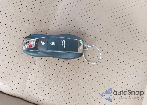 2014 Porsche Panamera 4 из США, поврежденный, VIN WP0AA2A79EL008659